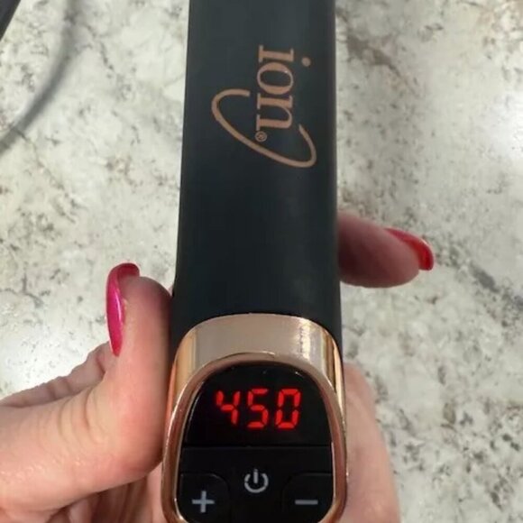 Ion Luxe Coconut Infused Ceramic Flat Iron 1 Inch with Cord - No Box - Picture 9 of 10